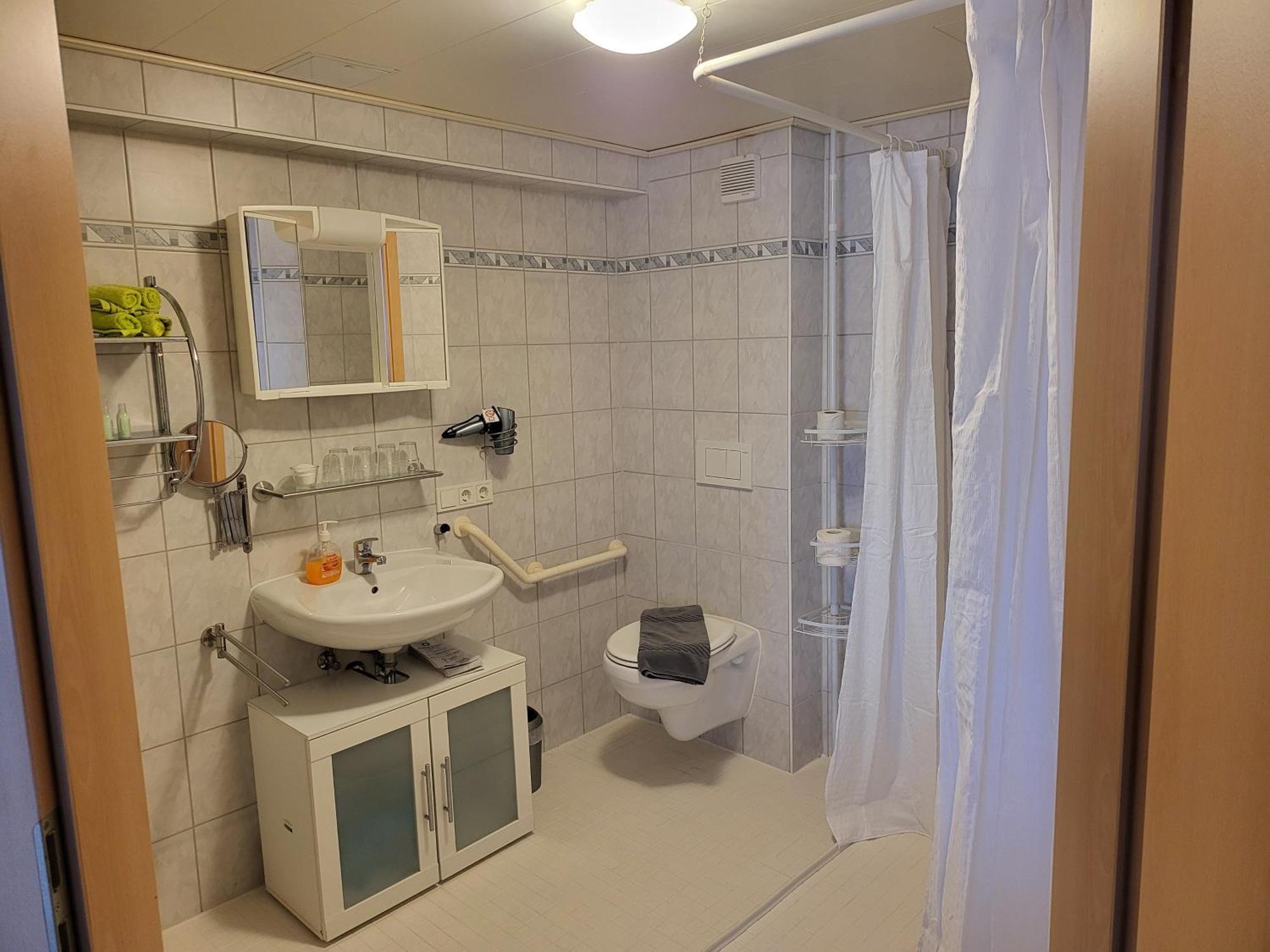 Hotel Seerose Garni Nohfelden Exteriör bild